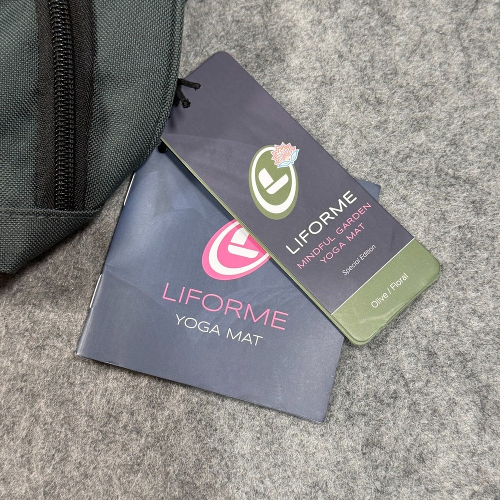NWT Liforme Mindful Garden Special Edition Olive Green Yoga Mat Carrying Case - Picture 2 of 6